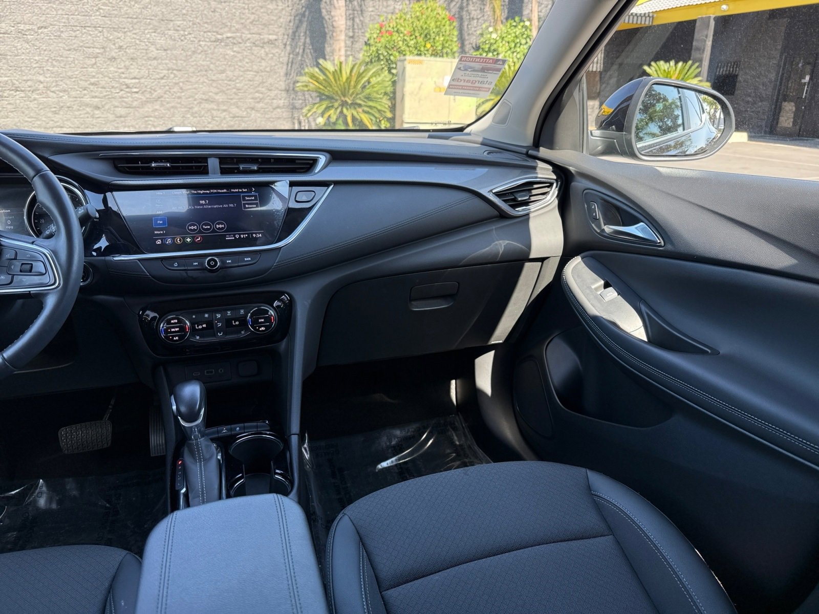 Used 2023 Buick Encore GX Select w/ Sport Touring Package image 24