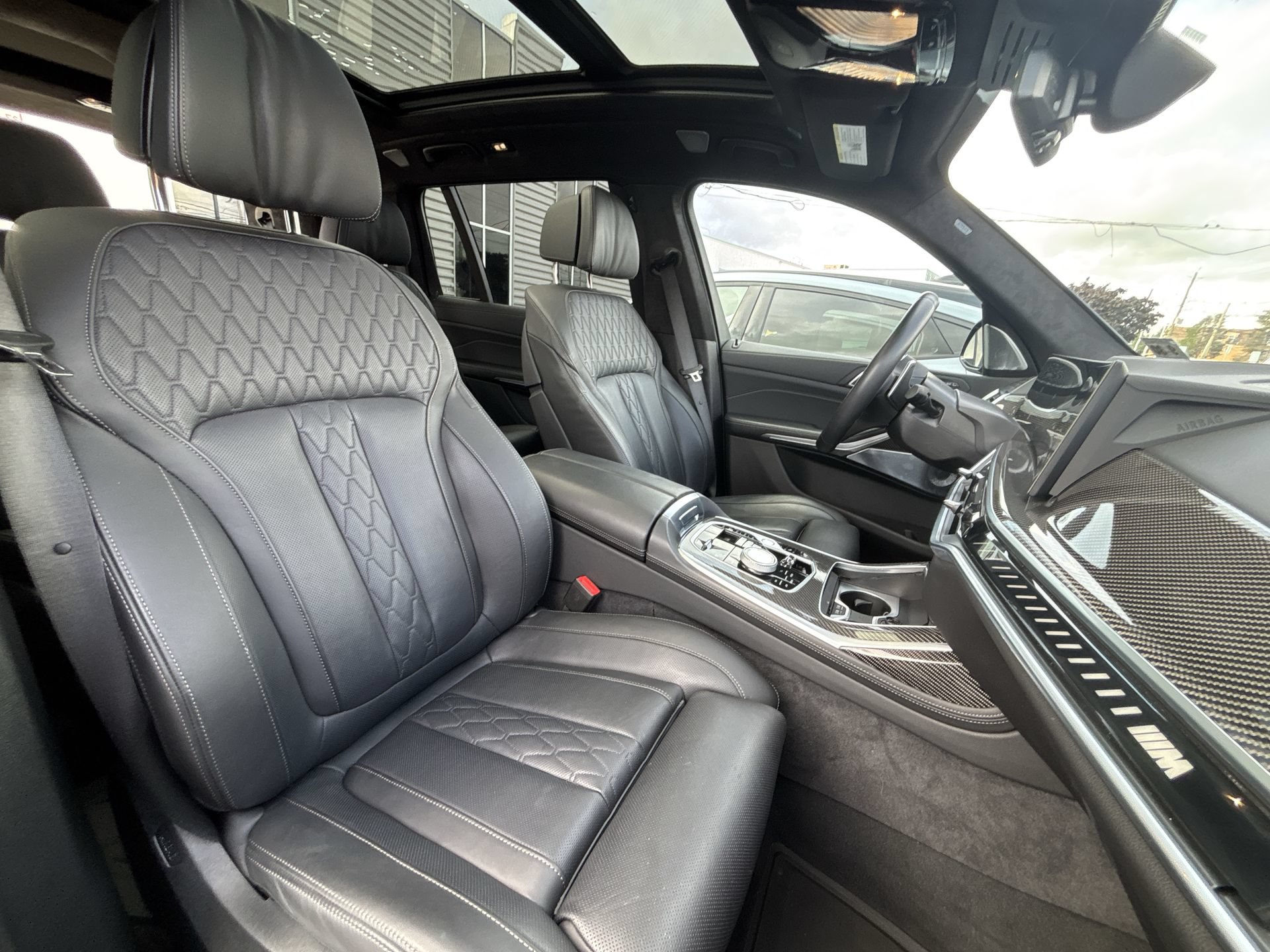 Used 2026 BMW X7 M60i w/ Executive Package AWD/4WD image 27
