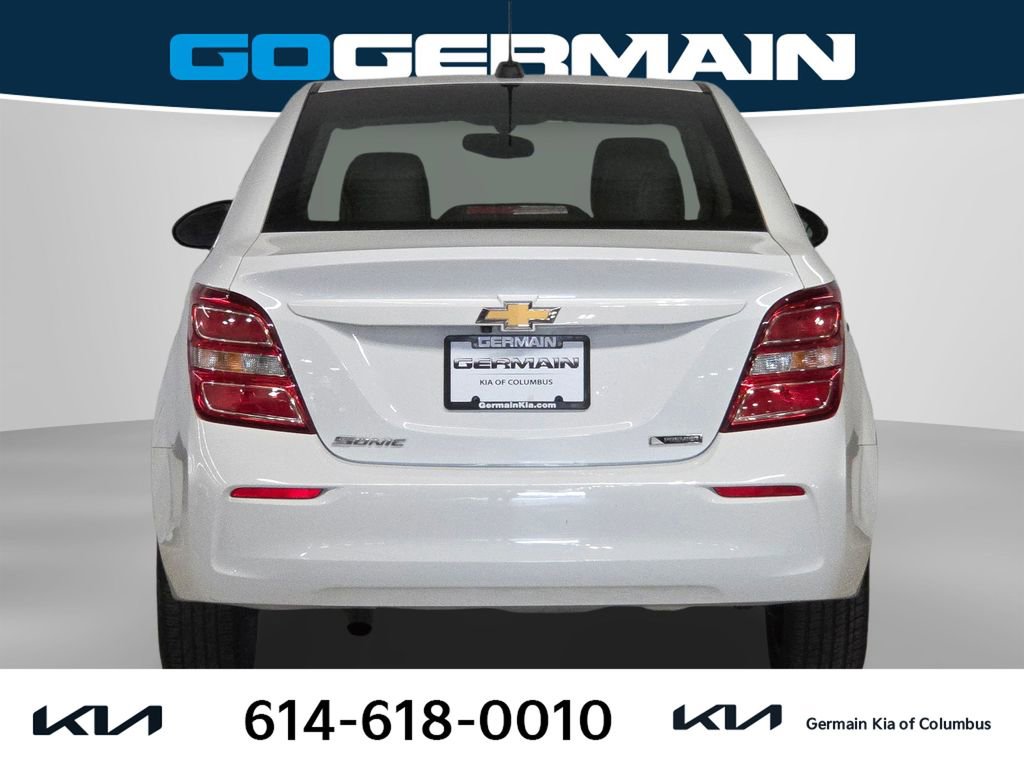 Used 2020 Chevrolet Sonic Premier FWD image 10