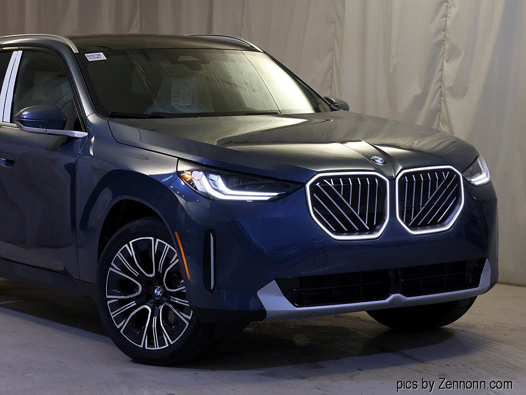 New 2026 BMW X3 xDrive30i w/ Premium Package AWD/4WD image 2
