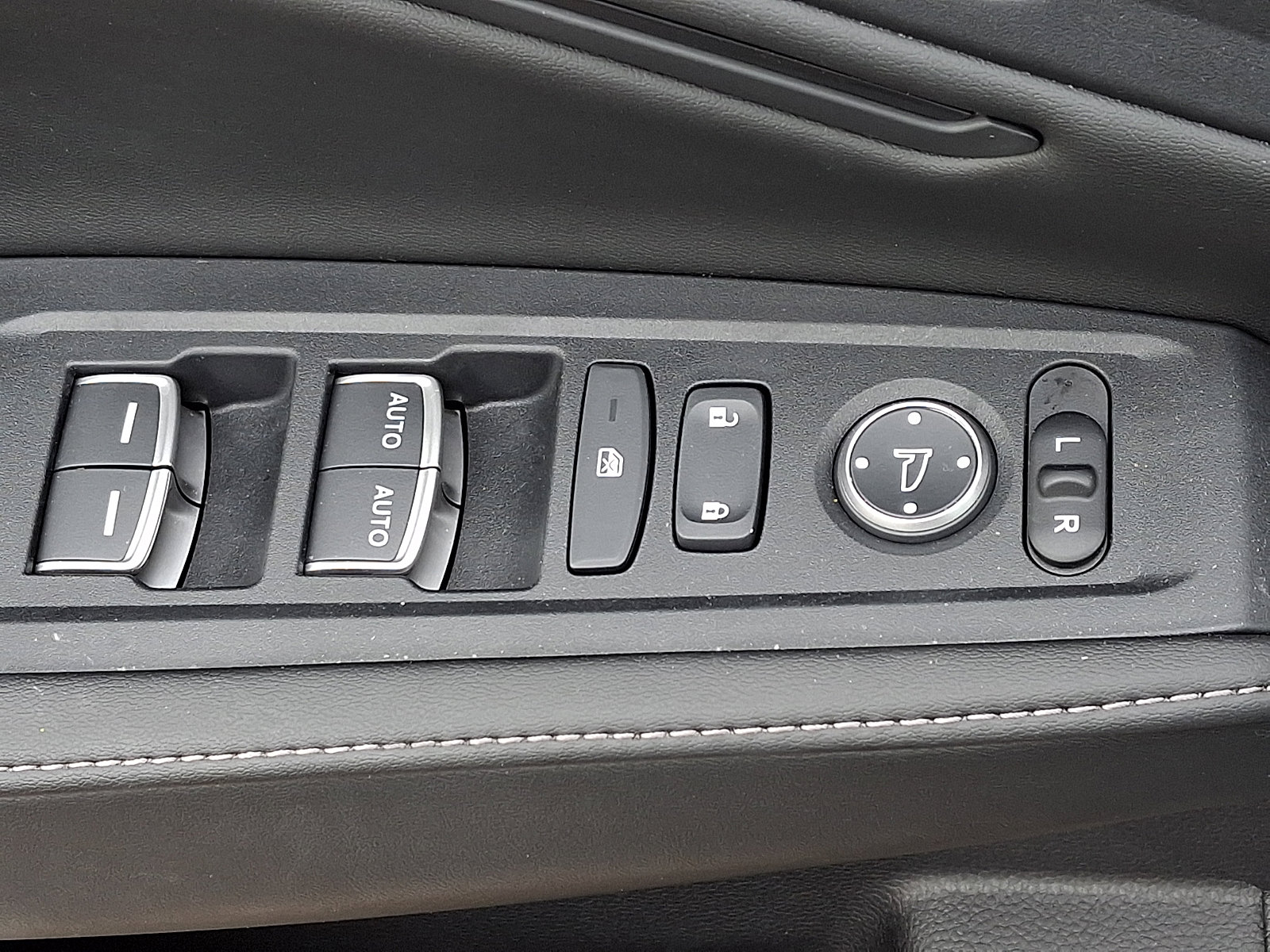 Certified 2025 Honda Accord Sport image 28