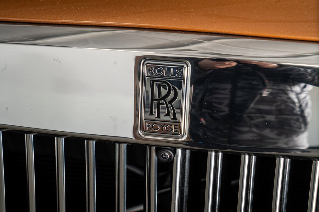 Used 2023 Rolls-Royce Cullinan w/ Cullinan Package image 18
