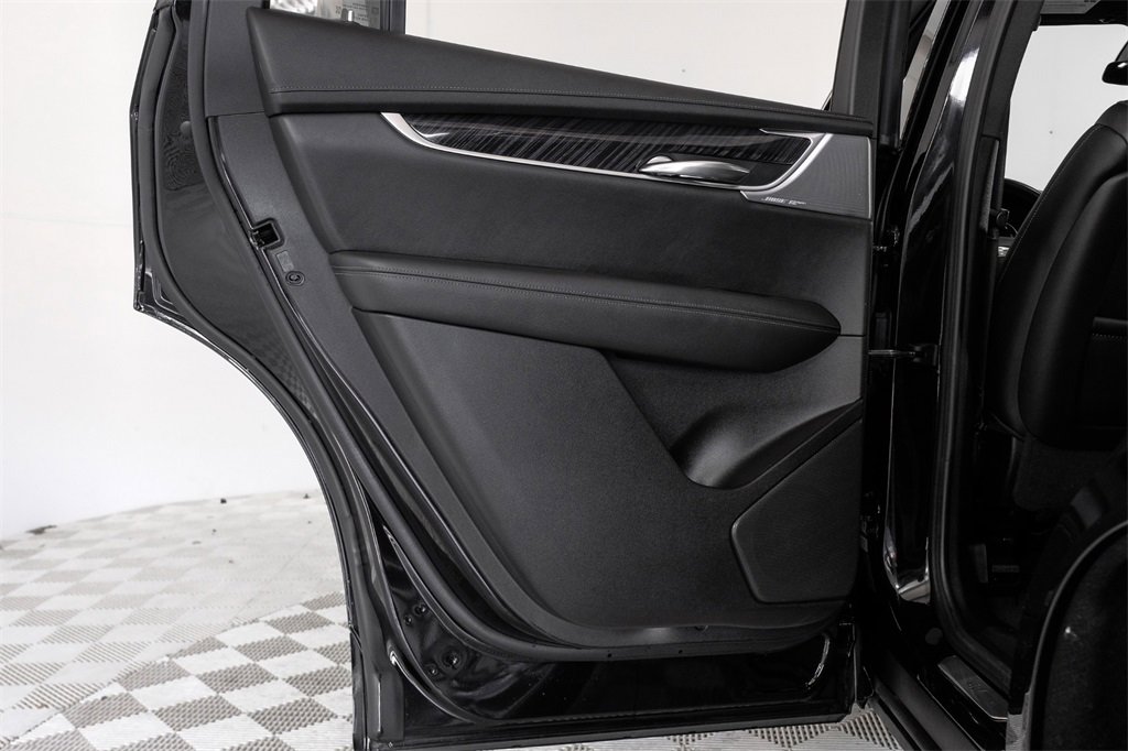 Used 2024 Cadillac XT6 Premium Luxury image 50