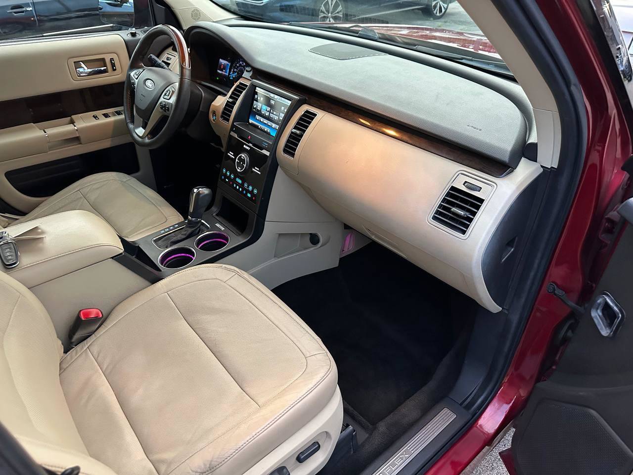Used 2015 Ford Flex Limited FWD image 29