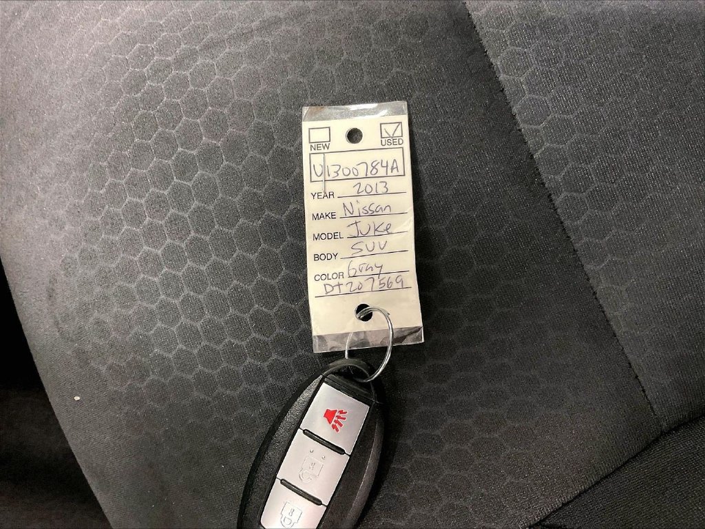 Used 2013 Nissan Juke SV AWD/4WD image 30