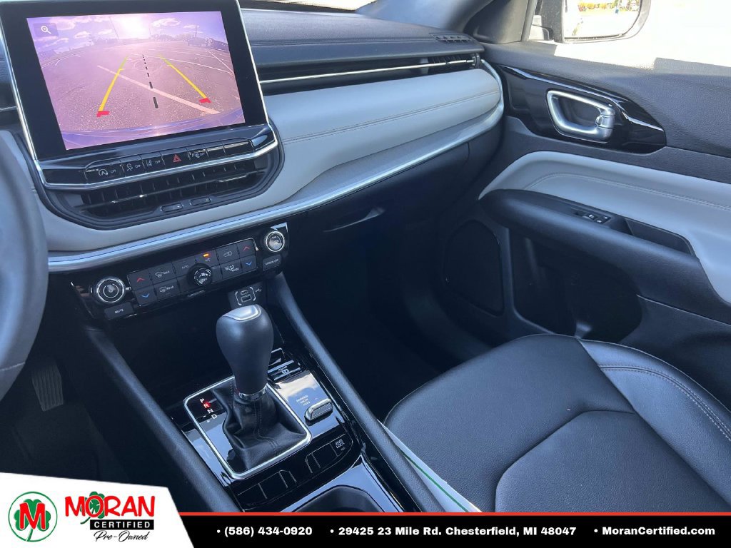 Used 2024 Jeep Compass Limited AWD/4WD image 27