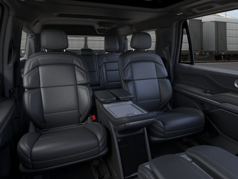 New 2026 Lincoln Navigator L Reserve image 11