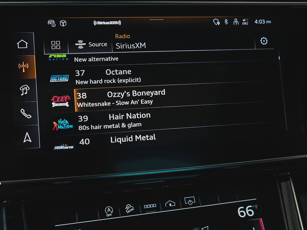 Used 2024 Audi Q8 Premium Plus w/ Premium Plus Package image 26