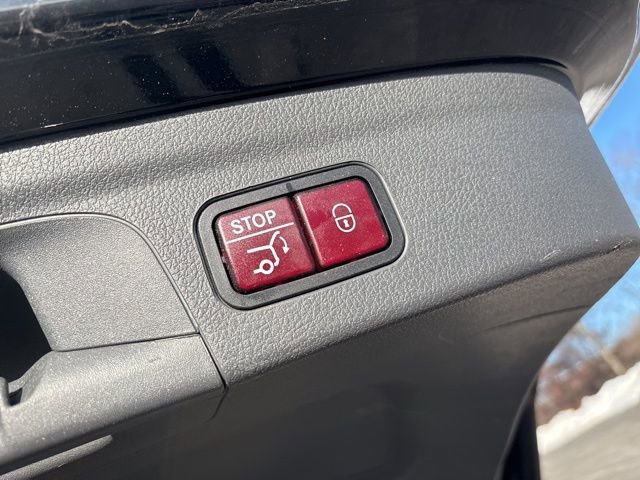 Used 2020 Mercedes-Benz GLE 350 4MATIC image 18