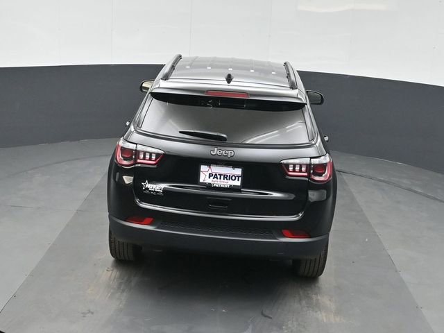 New 2026 Jeep Compass Latitude image 32
