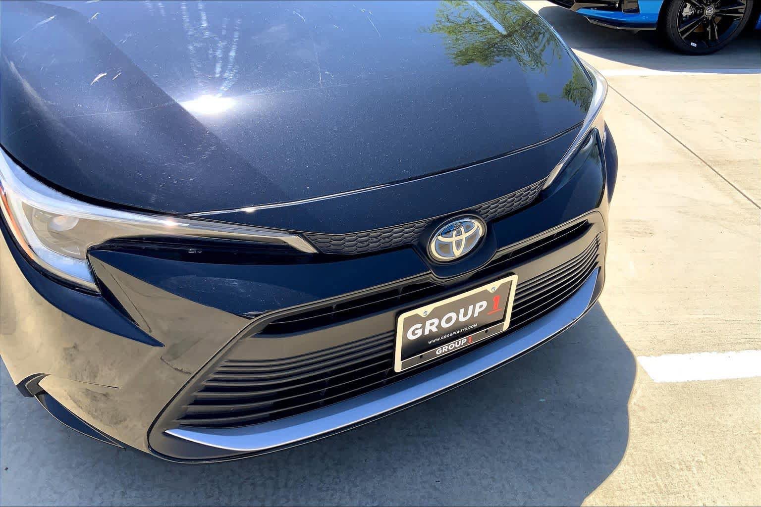 Used 2024 Toyota Corolla XLE FWD image 30