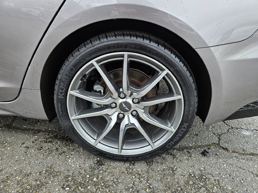 Used 2023 Genesis G70 2.0T RWD image 15