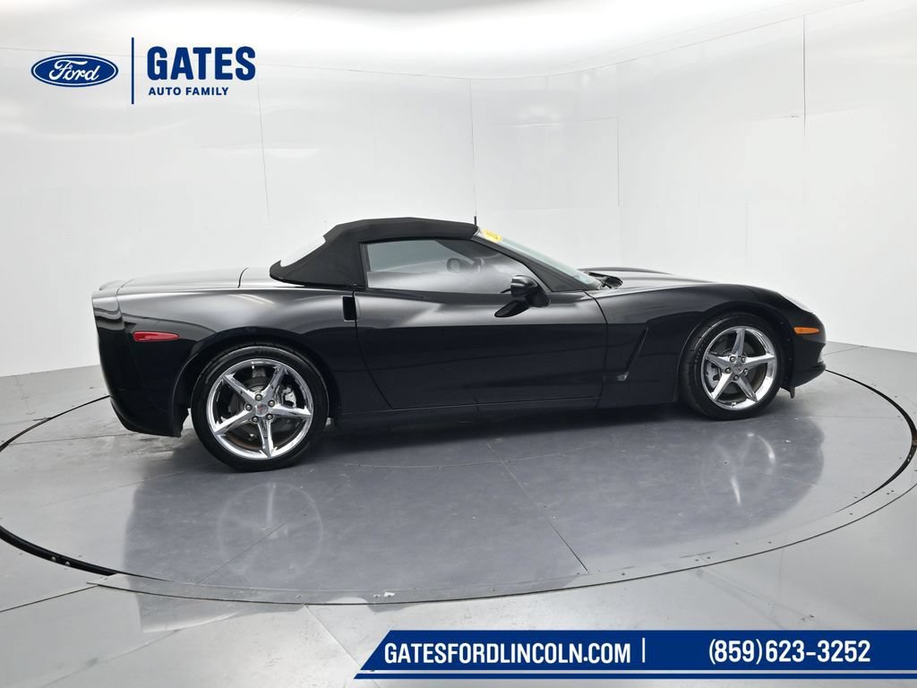 Used 2011 Chevrolet Corvette Convertible w/ Preferred Equipment Group RWD image 8
