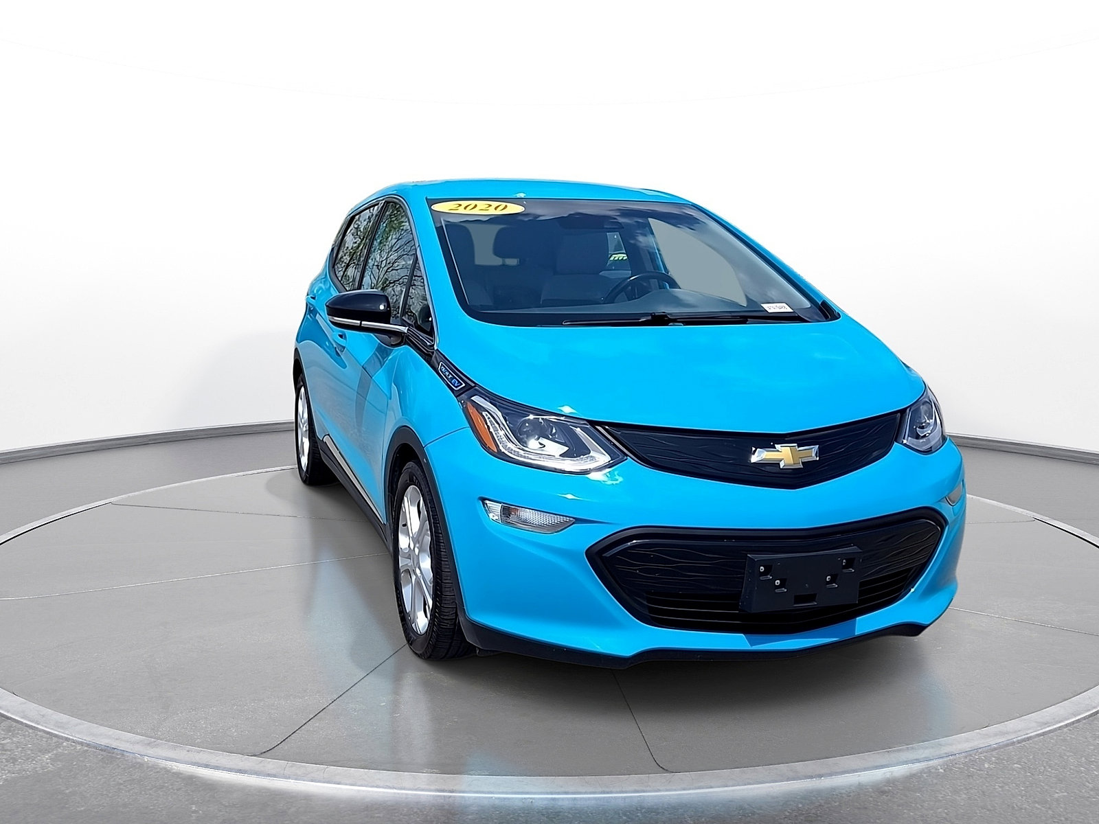 Used 2020 Chevrolet Bolt LT FWD image 2