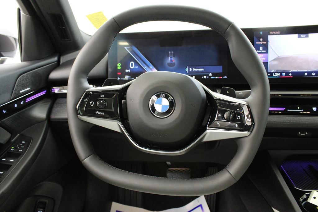 Used 2024 BMW 530i w/ Convenience Package image 23