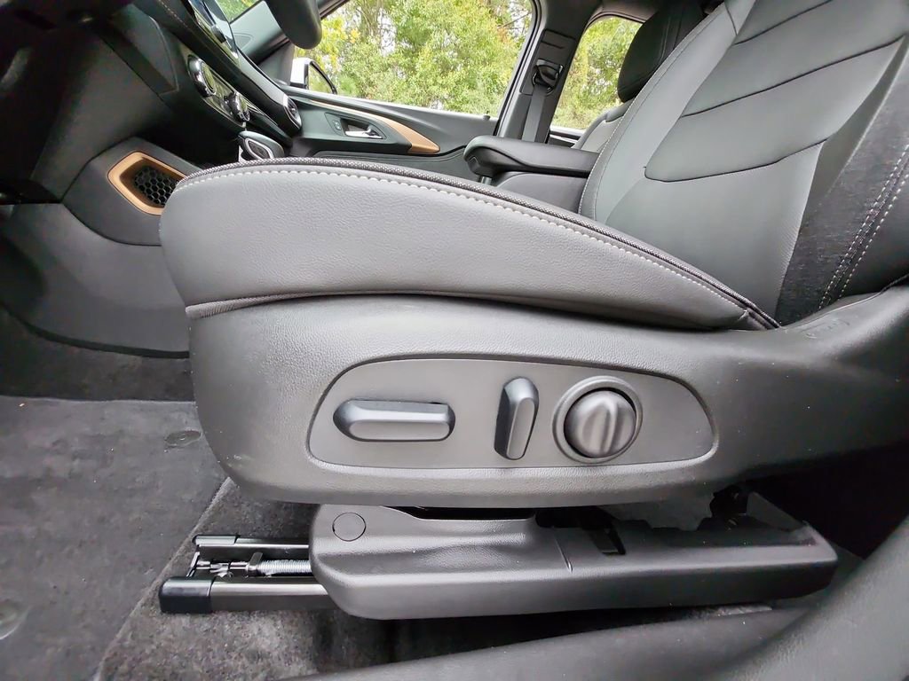 Certified 2023 Chevrolet TrailBlazer ACTIV w/ Sun and Liftgate Package image 38