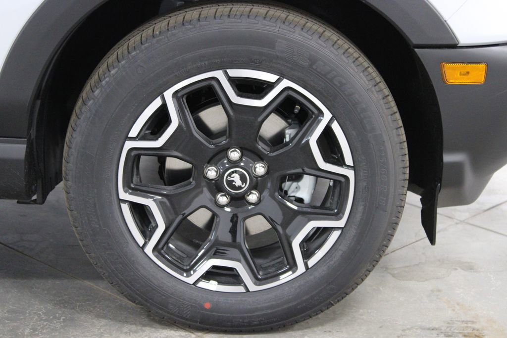 New 2026 Ford Bronco Sport Outer Banks AWD/4WD image 11