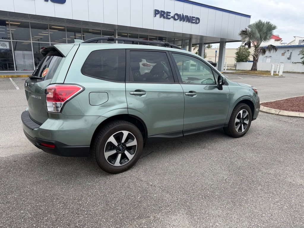 Used 2018 Subaru Forester 2.5i Premium w/ All-Weather Package AWD/4WD image 3