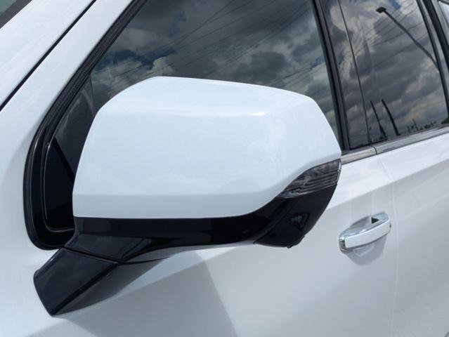 New 2026 Chevrolet Suburban High Country image 13