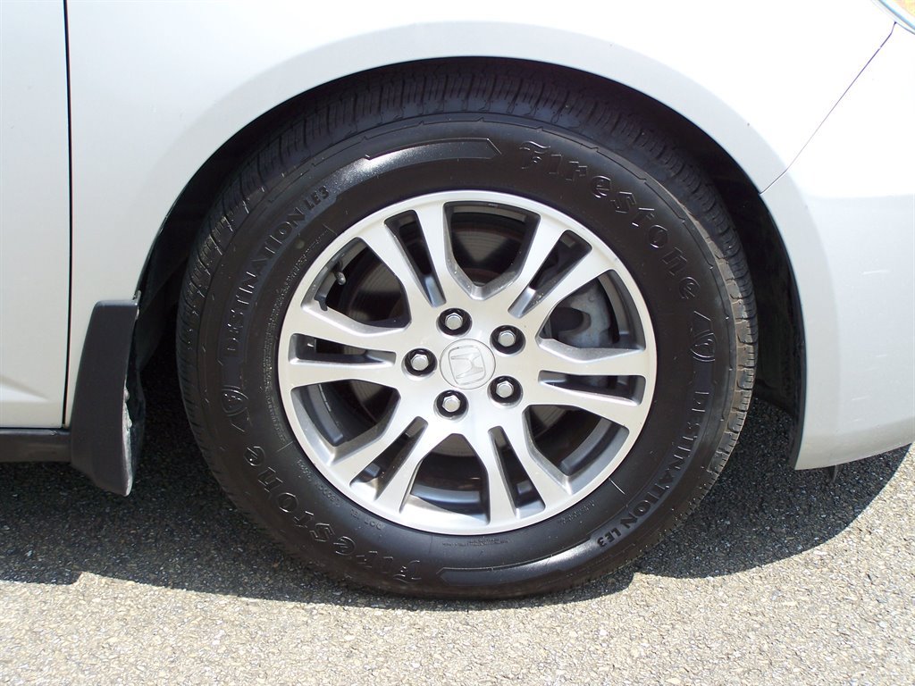 Used 2012 Honda Odyssey EX image 9