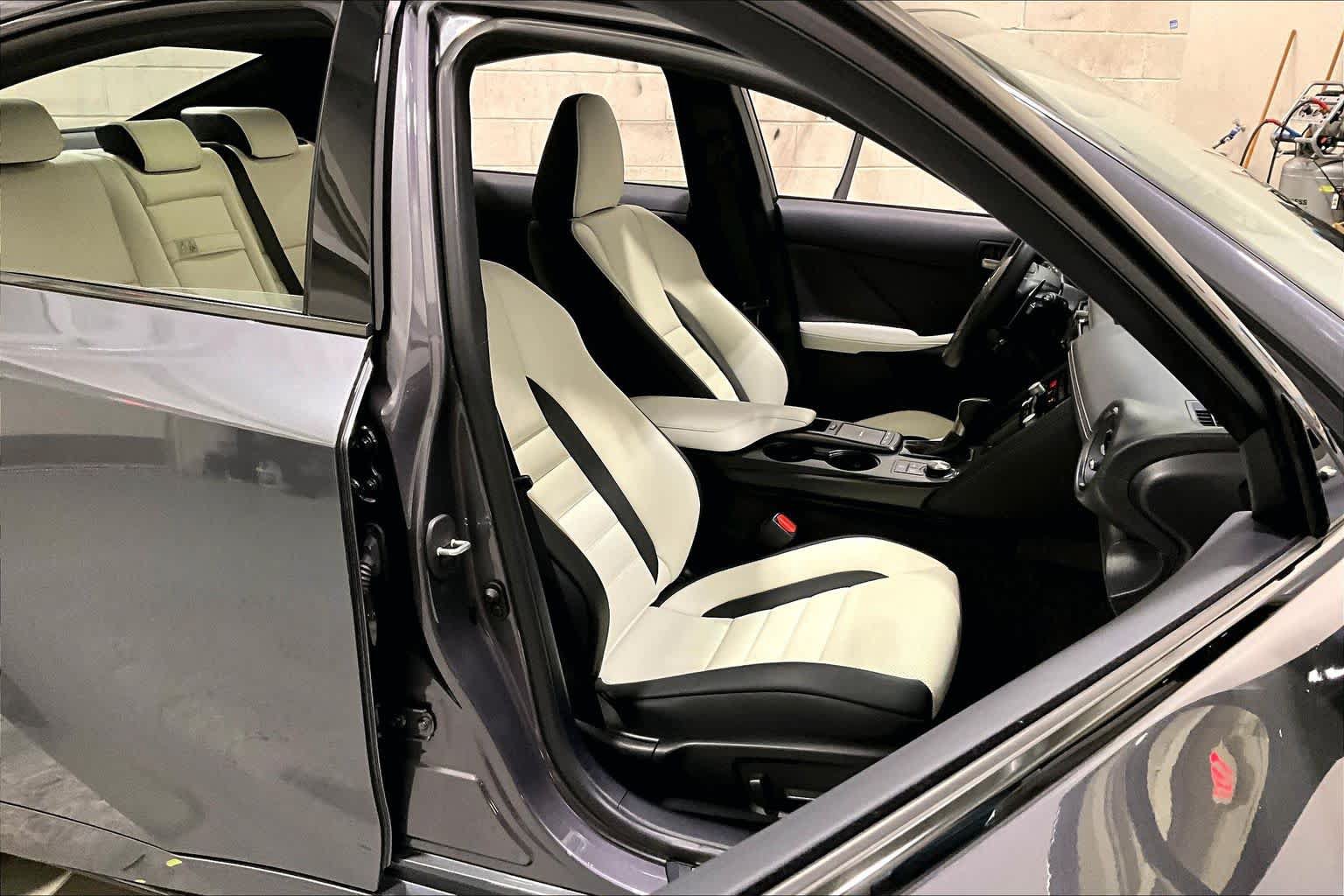 Used 2025 Lexus IS 350 F Sport AWD/4WD image 29