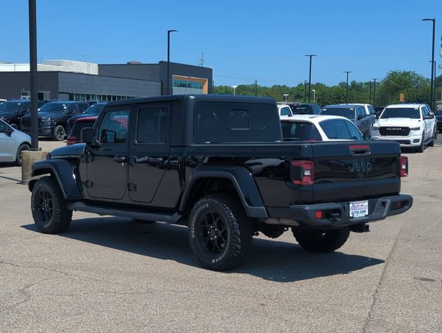 Used 2024 Jeep Gladiator Overland AWD/4WD image 5
