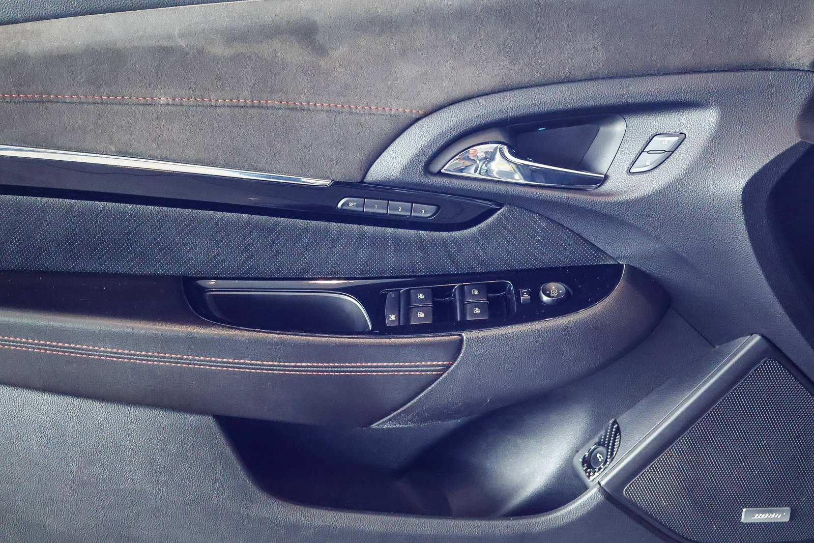 Used 2015 Chevrolet SS image 11