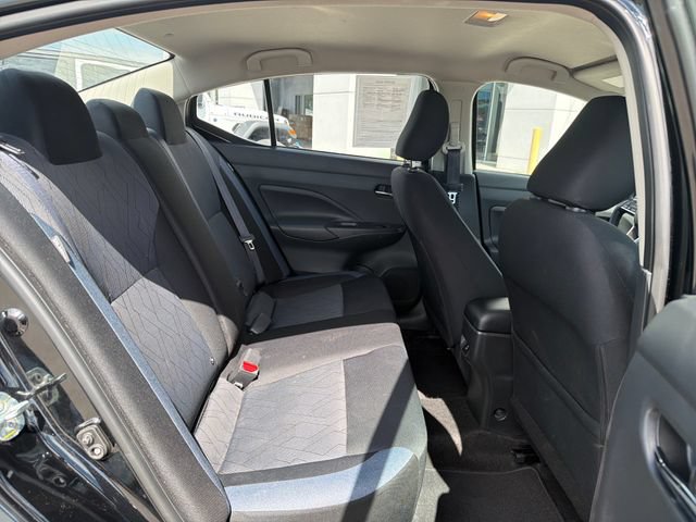 Used 2023 Nissan Versa SV FWD image 28