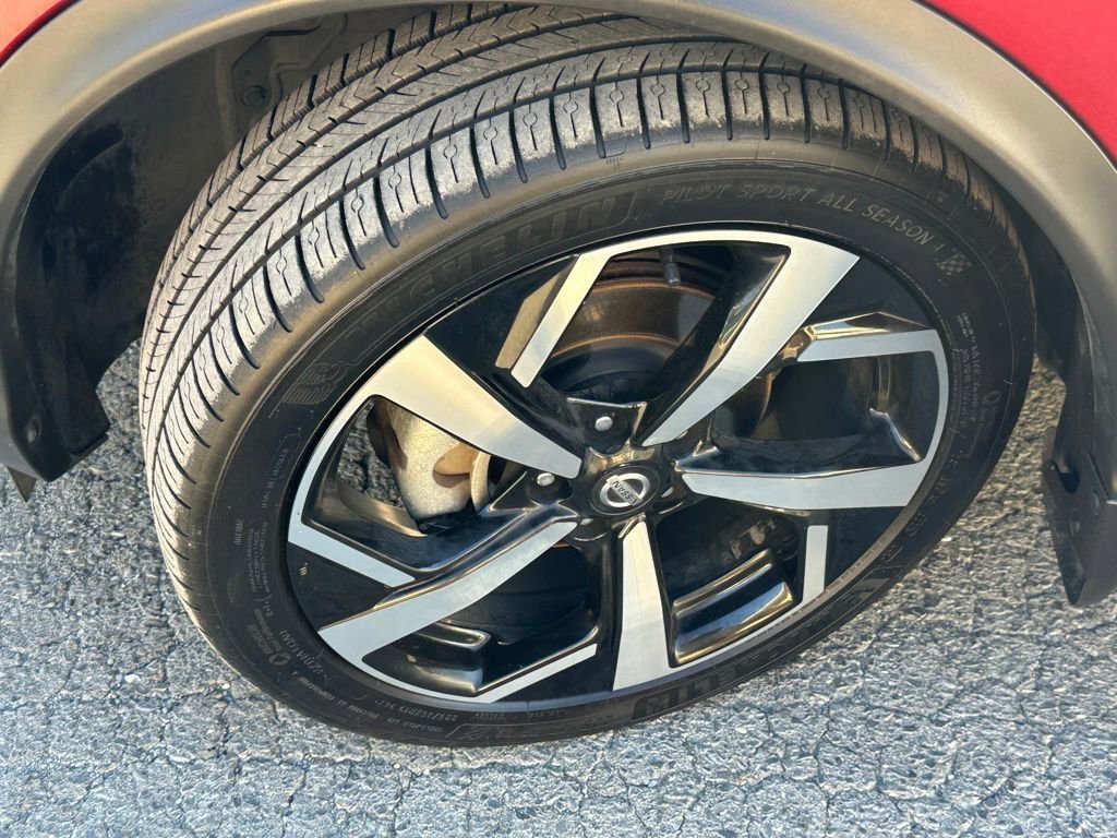 Used 2021 Nissan Rogue Sport SL w/ Premium Package image 39