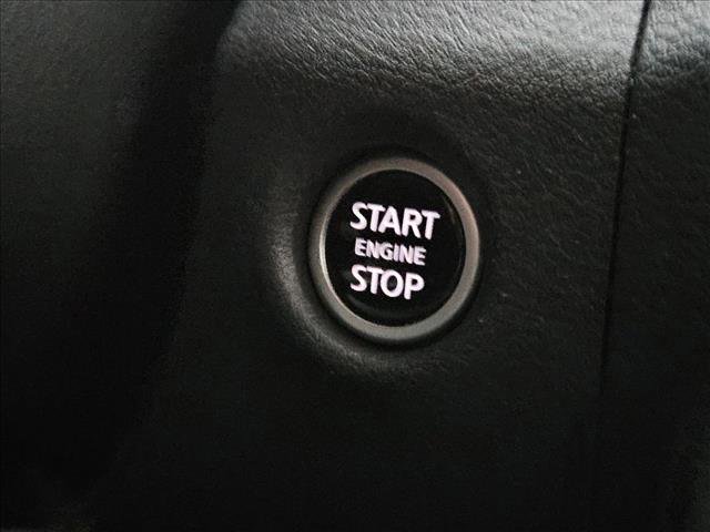 Used 2022 Nissan Frontier SV w/ Technology Package RWD image 12