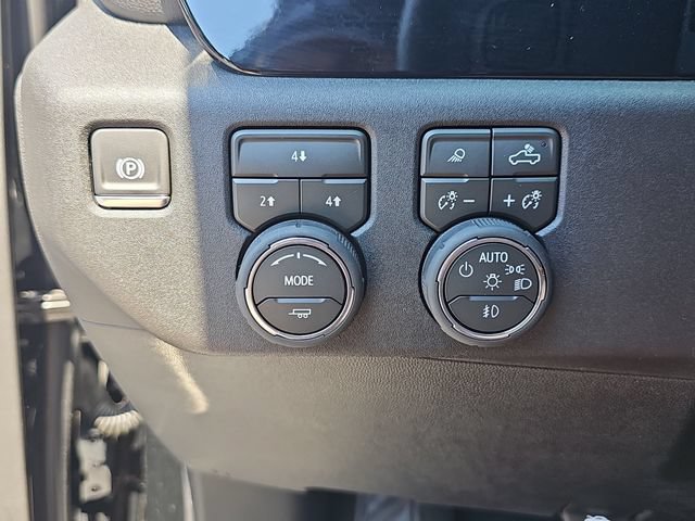 Used 2026 Chevrolet Silverado 2500 LT w/ Trail Boss Package AWD/4WD image 31