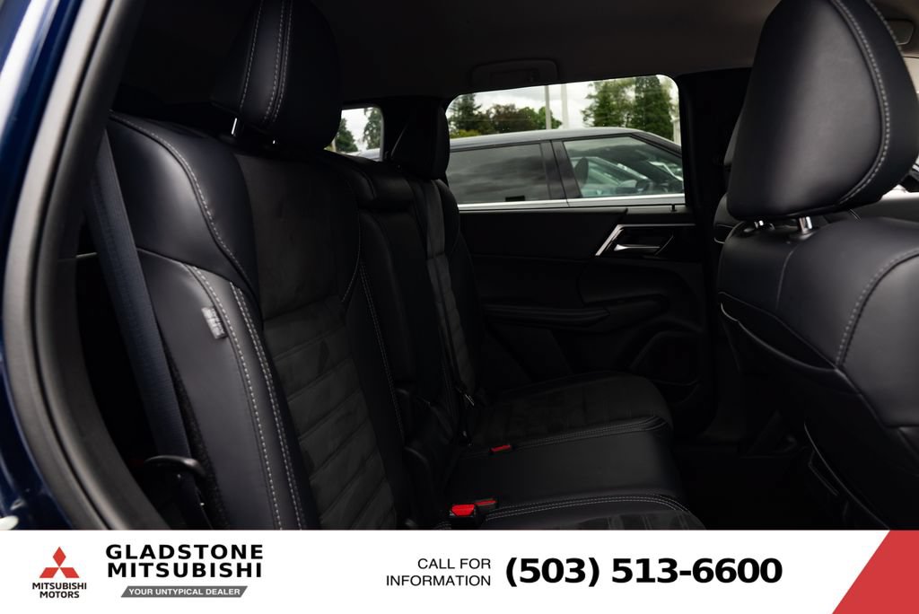 Used 2024 Mitsubishi Outlander SE FWD image 23