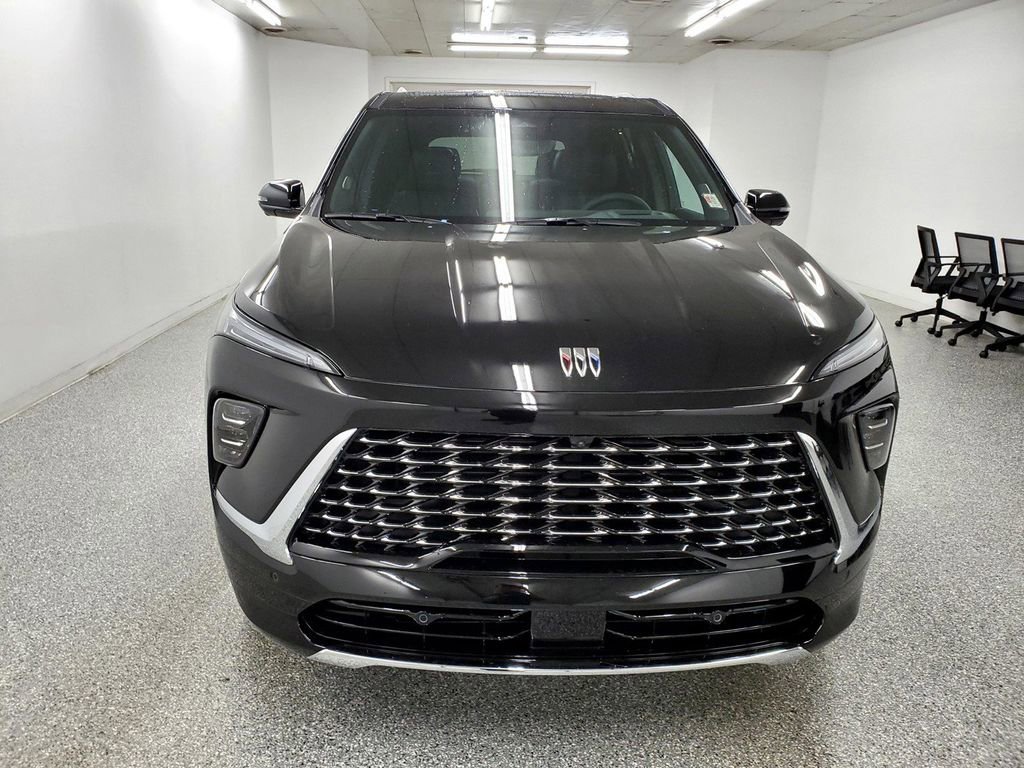 New 2026 Buick Enclave Avenir w/ Super Cruise Package image 2