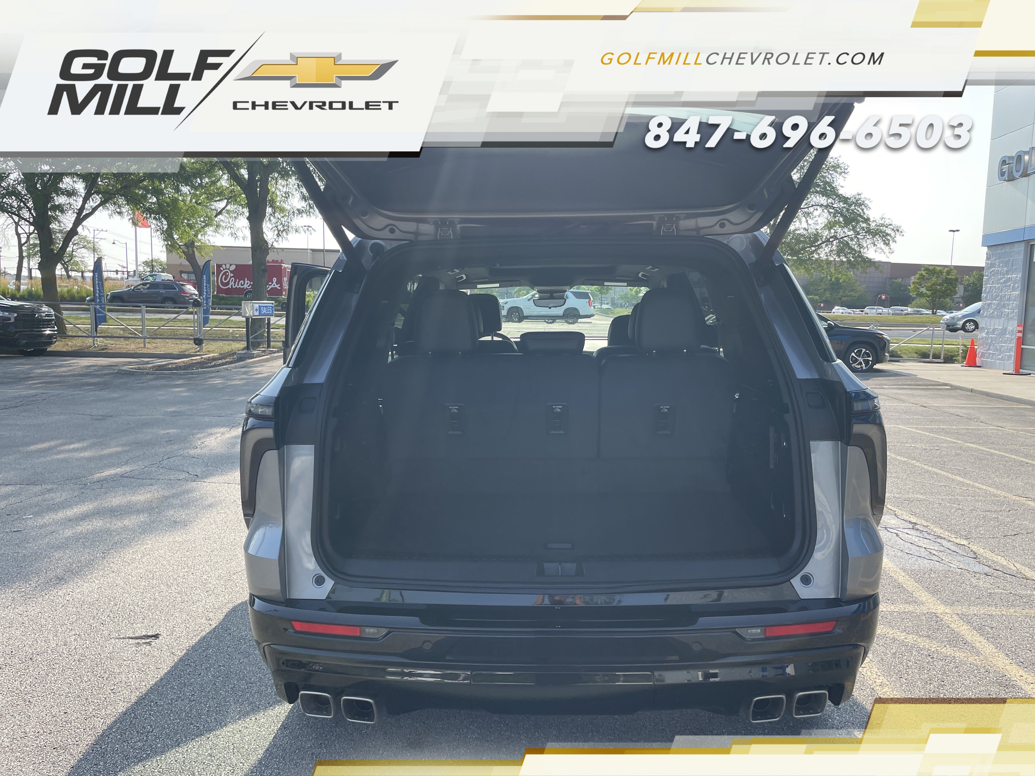 Used 2026 Chevrolet Traverse RS AWD/4WD image 12