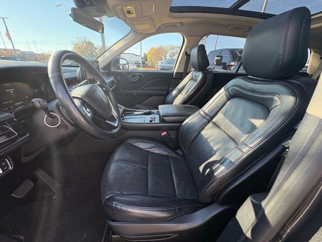 Used 2020 Lincoln Aviator Reserve w/ Equipment Group 201A image 13