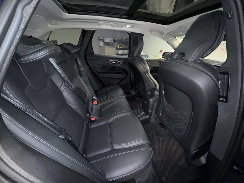 Used 2024 Volvo XC60 T8 Ultimate w/ Protection Package Premier AWD/4WD image 15