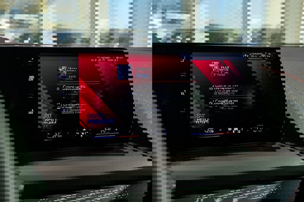 New 2026 BMW M235i xDrive w/ Technology Package image 27