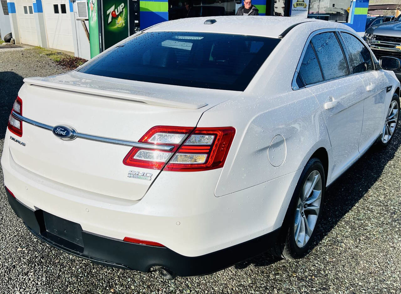 Used 2014 Ford Taurus SHO w/ Equipment Group 401A image 9