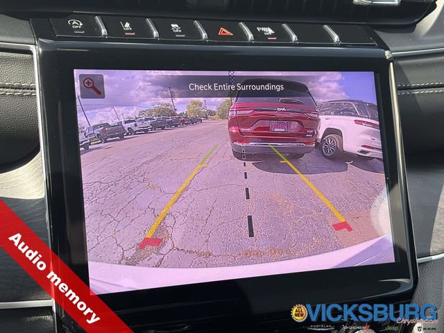 New 2025 Jeep Grand Cherokee Limited image 19