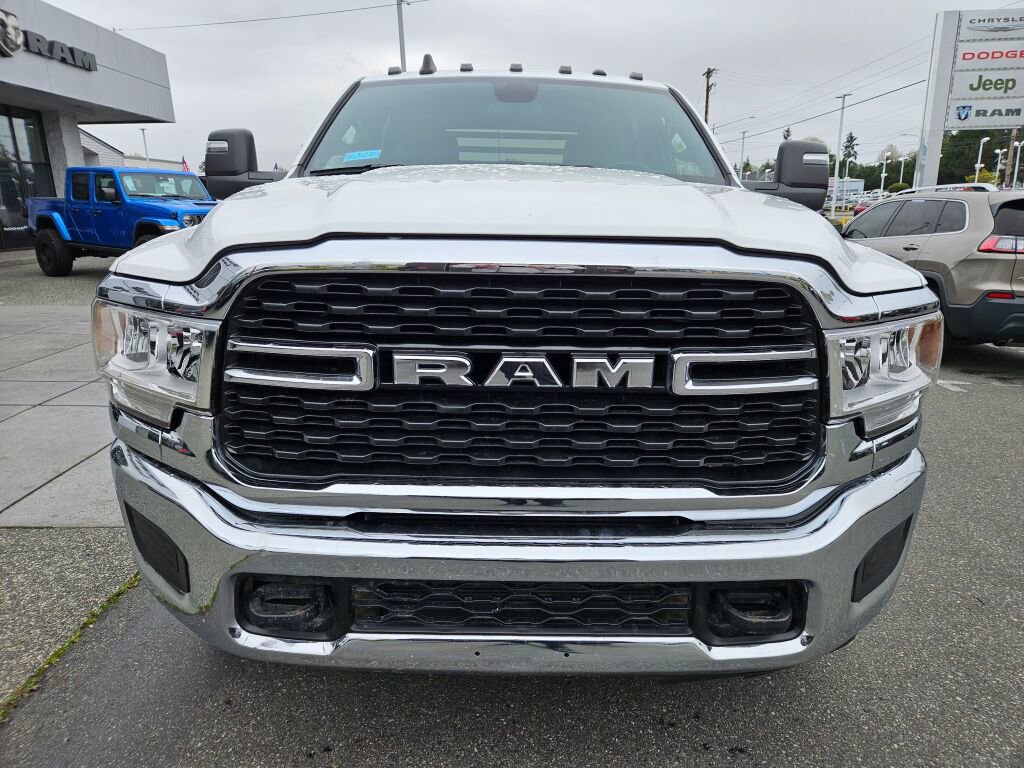 Used 2024 RAM 3500 SLT w/ Quick Order Package 2YG SLT AWD/4WD image 8