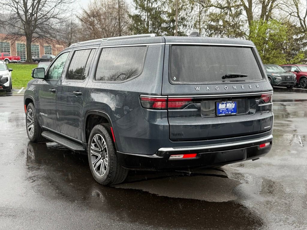 Used 2024 Jeep Wagoneer L Series II w/ Flexible Seating Group image 5