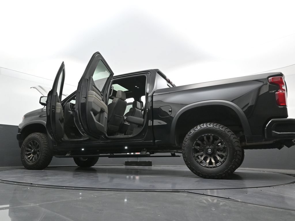 Used 2026 Chevrolet Silverado 1500 ZR2 AWD/4WD image 41