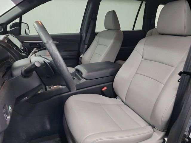 Certified 2025 Honda Passport EX-L image 22