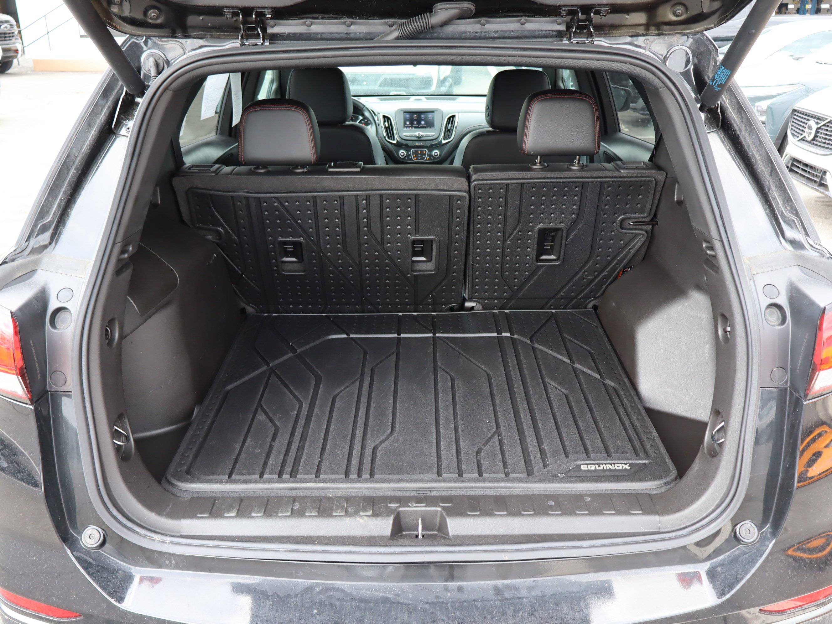 Used 2022 Chevrolet Equinox RS w/ LPO, Floor Liner Package image 33