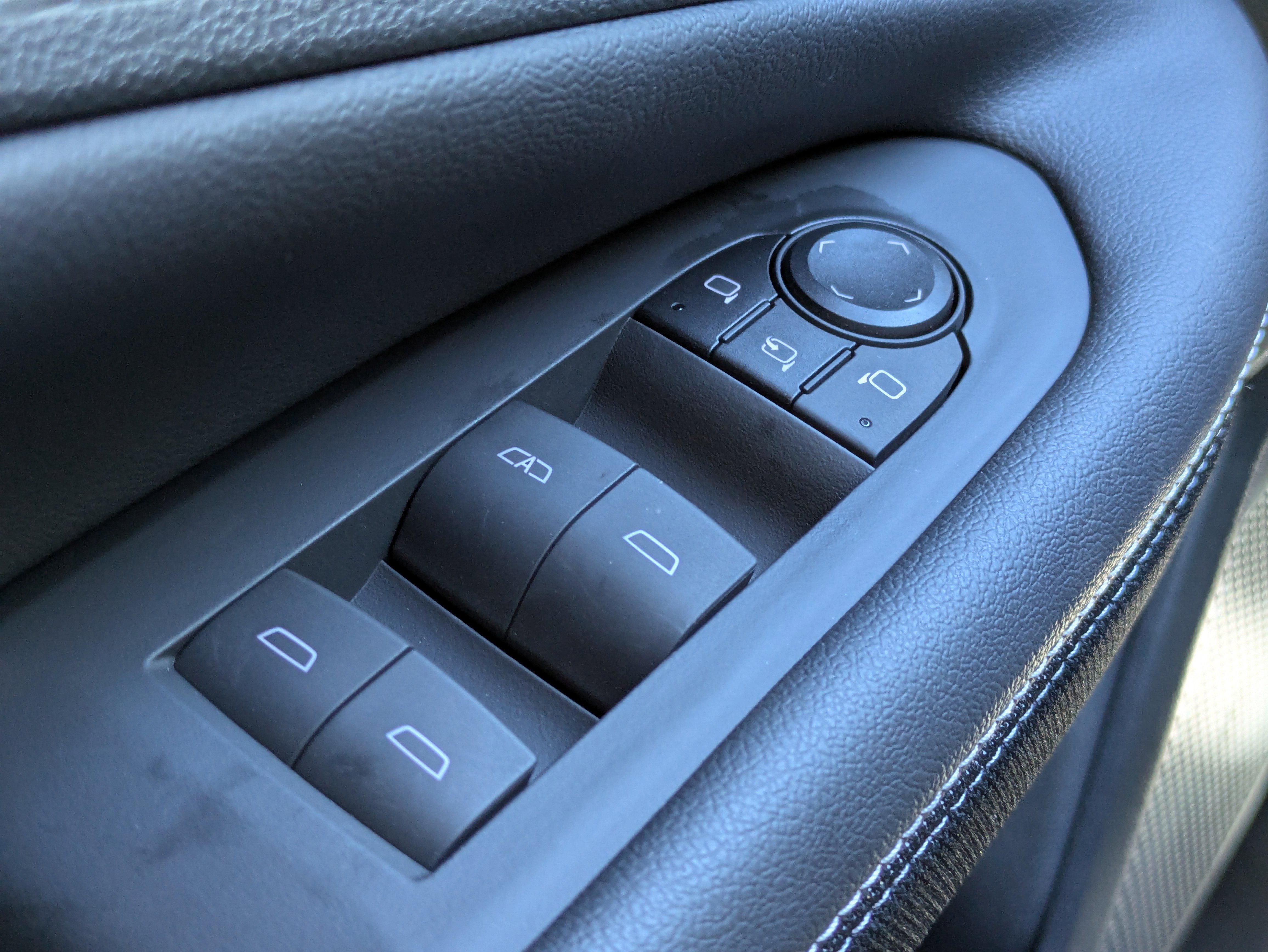 New 2025 Chevrolet Blazer EV LT w/ Super Cruise Package image 17