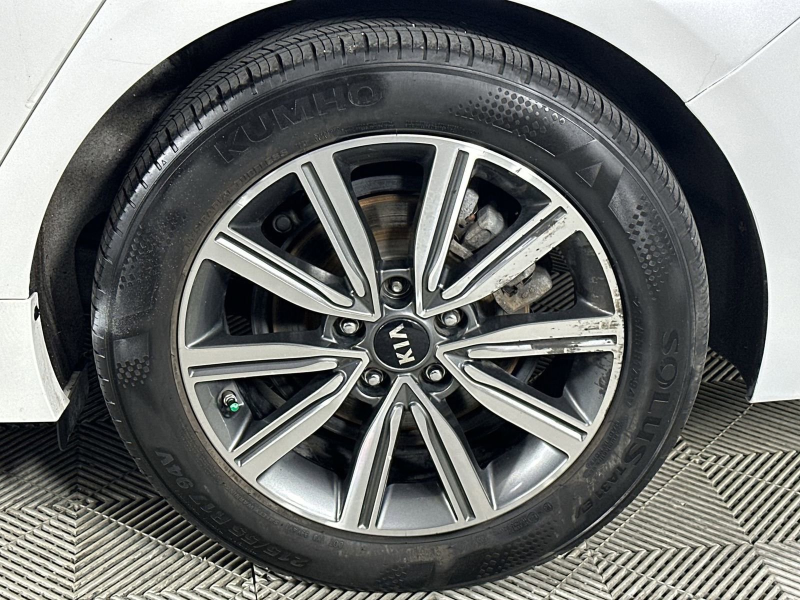 Used 2020 Kia Optima EX image 14