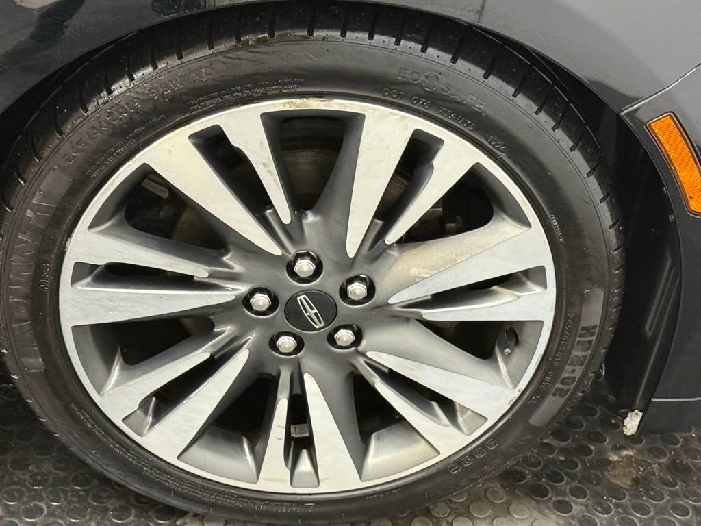 Used 2017 Lincoln MKZ Reserve w/ Climate Package image 17