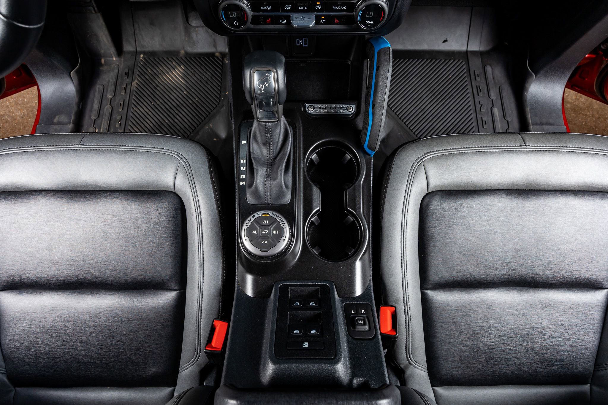 Used 2023 Ford Bronco Black Diamond w/ Sasquatch Package image 33