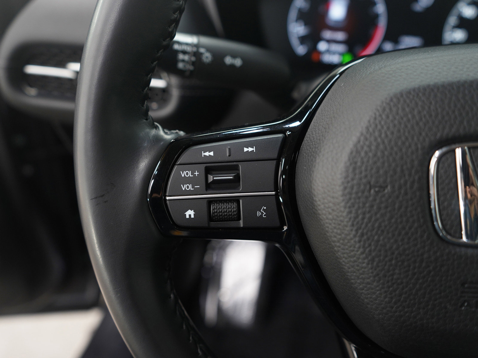 Used 2023 Honda HR-V EX-L image 23