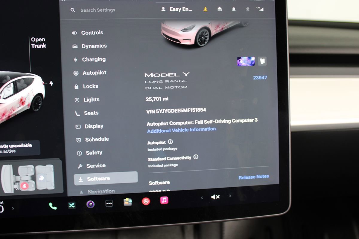 Used 2021 Tesla Model Y Long Range AWD/4WD image 19